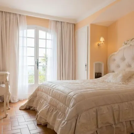 Willa Luxury Loupantou